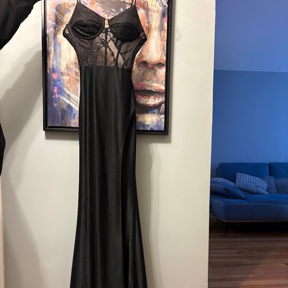 Prom dress - Picture 6 of 7